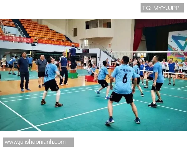 上海排球队的拼搏之路：从低谷到巅峰的奋斗历程与荣耀回顾